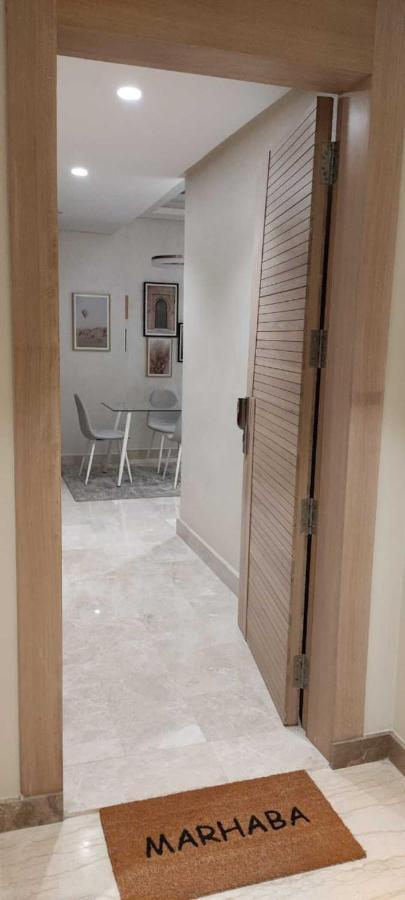 Appartement Luxueux Centre Casablanca Parking Prive Netflix Exterior foto
